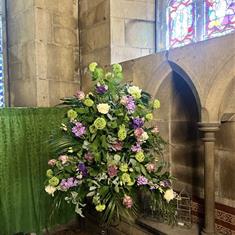 Lavender meadow pedestal 